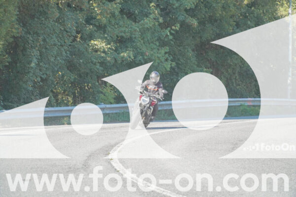 <h1 class="product-title">thumb_FF108169-1</h1>