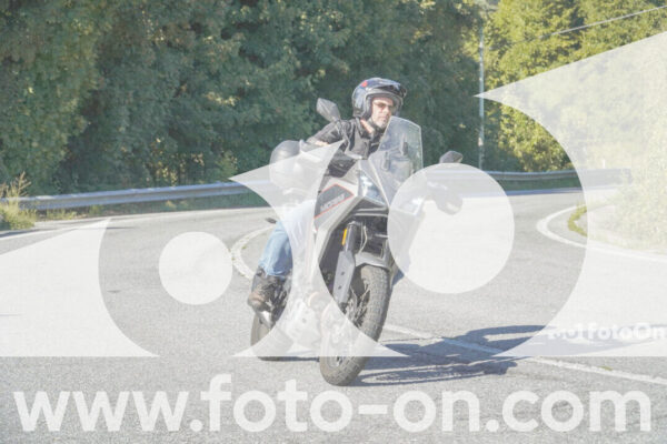 <h1 class="product-title">thumb_FF108216</h1>