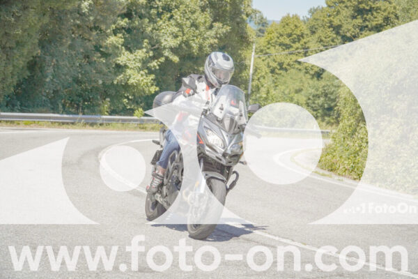<h1 class="product-title">thumb_FF108220</h1>