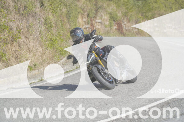 <h1 class="product-title">thumb_FF108226</h1>