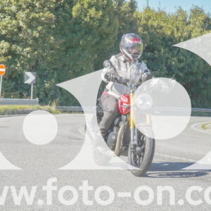 thumb_FF108230