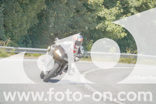 <h1 class="product-title">thumb_FF108235</h1>