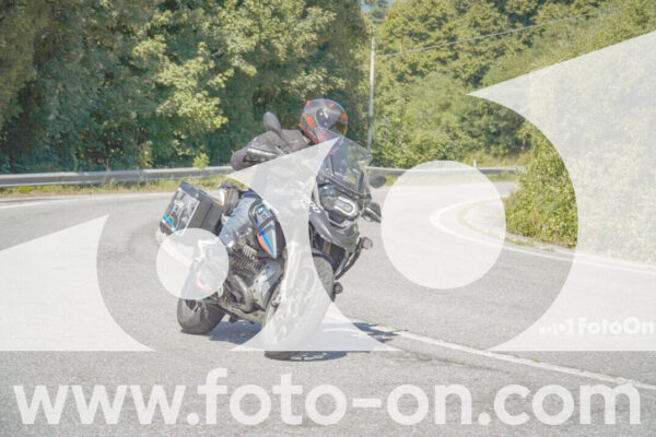 <h1 class="product-title">thumb_FF108242</h1>