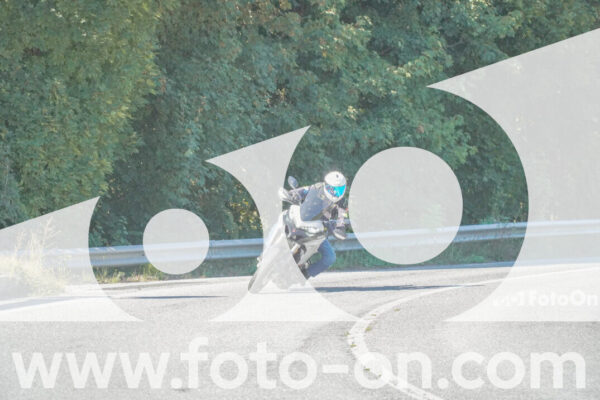 <h1 class="product-title">thumb_FF108250</h1>
