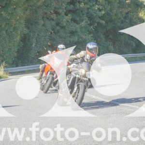 thumb_FF108287-1