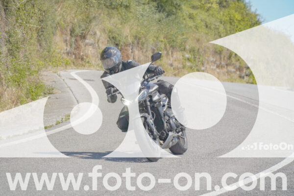 <h1 class="product-title">thumb_FF108298</h1>
