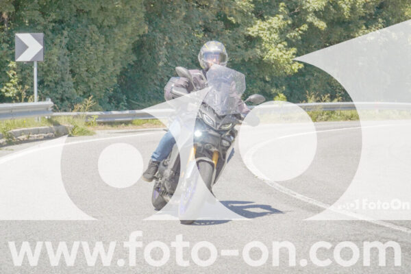 <h1 class="product-title">thumb_FF108304</h1>