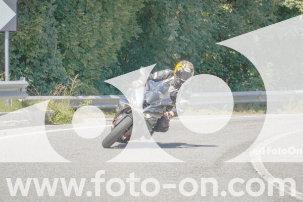 <h1 class="product-title">thumb_FF108308</h1>