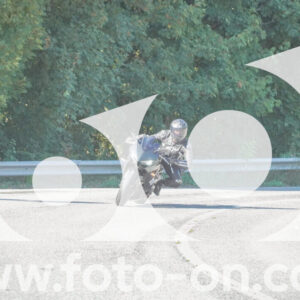 thumb_FF108313-1