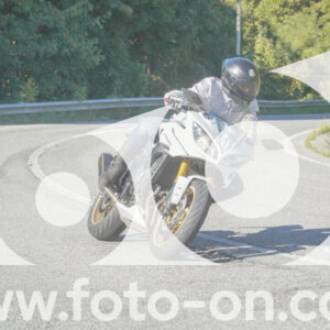 thumb_FF108316-1