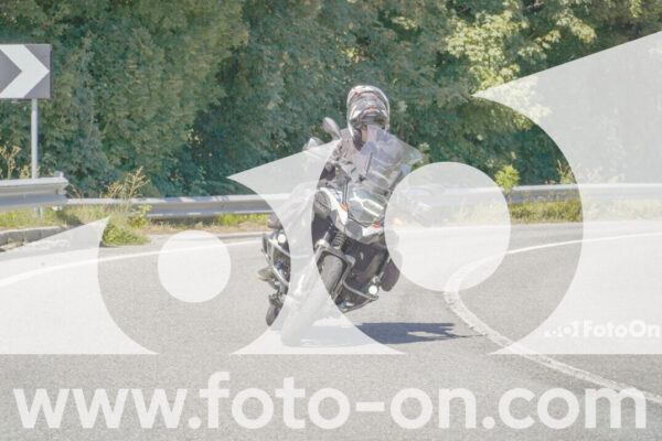 <h1 class="product-title">thumb_FF108317</h1>