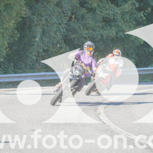 thumb_FF108333-1