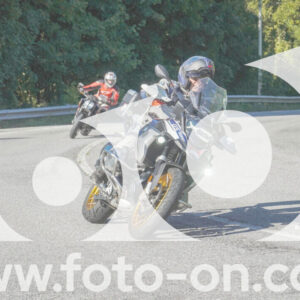 thumb_FF108336-1