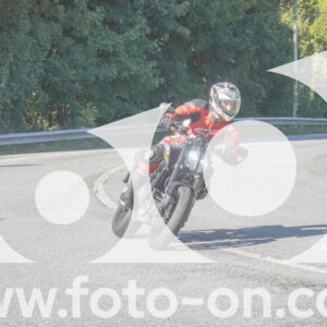 thumb_FF108337-1