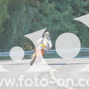 thumb_FF108338-1