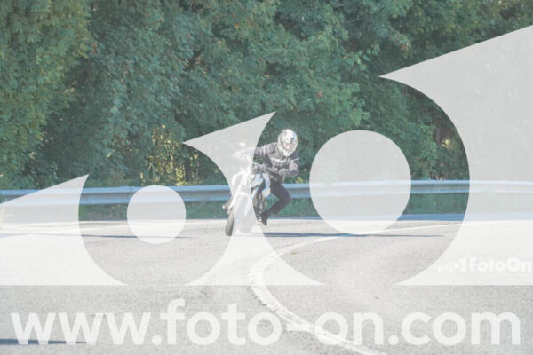 <h1 class="product-title">thumb_FF108370</h1>