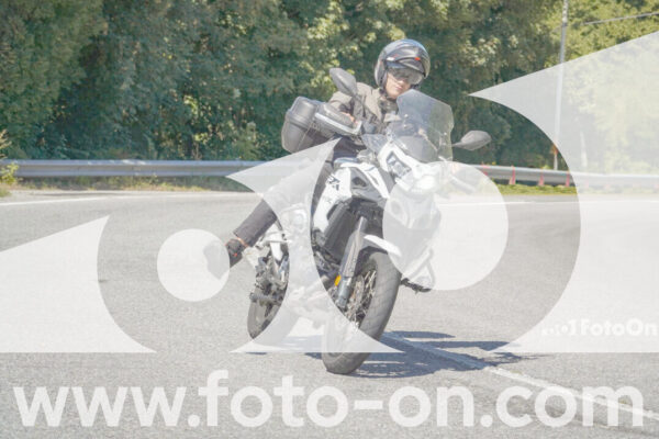 <h1 class="product-title">thumb_FF108398</h1>