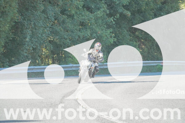 <h1 class="product-title">thumb_FF108402</h1>