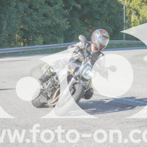 thumb_FF108403-1