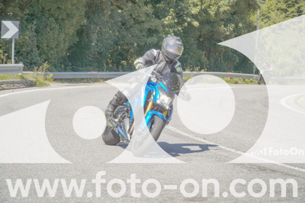 <h1 class="product-title">thumb_FF108403</h1>