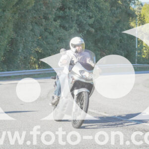 thumb_FF108412-1