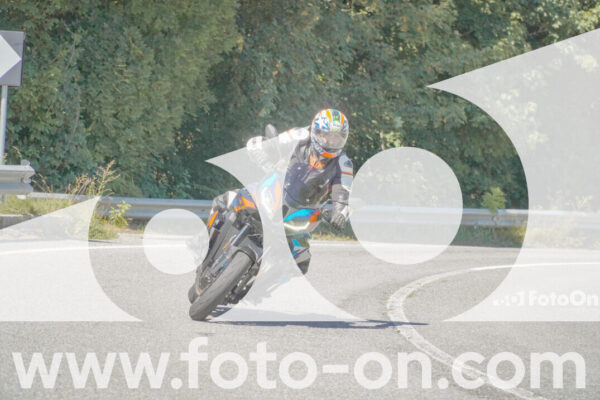 <h1 class="product-title">thumb_FF108436</h1>