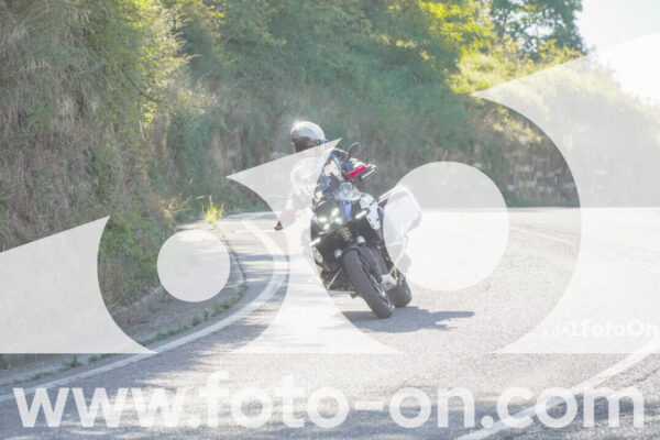 <h1 class="product-title">thumb_FF108447</h1>