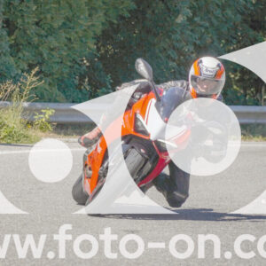 thumb_FF108453