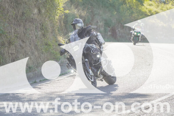<h1 class="product-title">thumb_FF108480-1</h1>