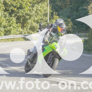 thumb_FF108510-1