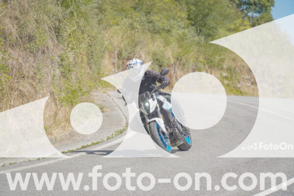 <h1 class="product-title">thumb_FF108520</h1>