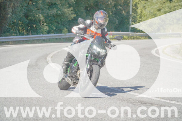 <h1 class="product-title">thumb_FF108569</h1>