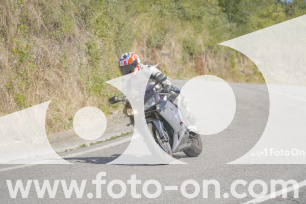<h1 class="product-title">thumb_FF108599</h1>