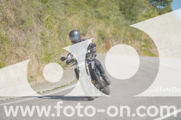 <h1 class="product-title">thumb_FF108626</h1>