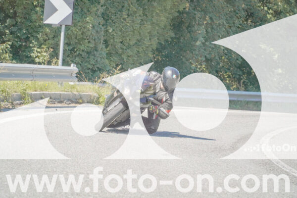 <h1 class="product-title">thumb_FF108633</h1>