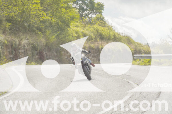 <h1 class="product-title">thumb_FF108665-1</h1>