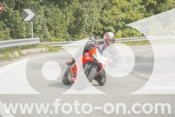 <h1 class="product-title">thumb_FF108688</h1>