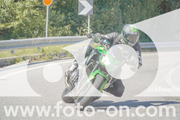 <h1 class="product-title">thumb_FF108704</h1>