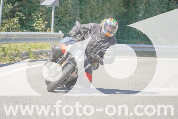 <h1 class="product-title">thumb_FF108736</h1>