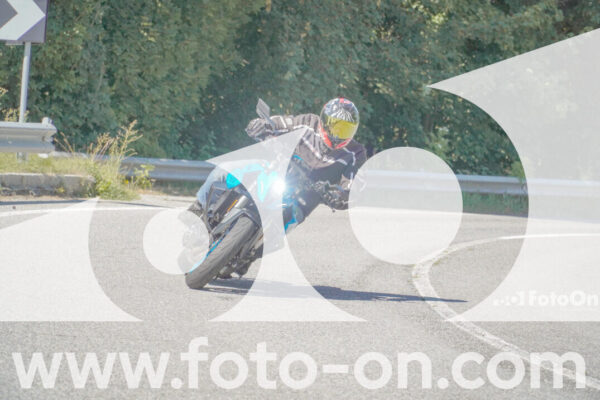 <h1 class="product-title">thumb_FF108744</h1>
