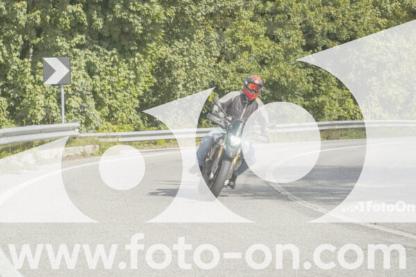 <h1 class="product-title">thumb_FF108770</h1>