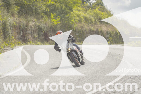 <h1 class="product-title">thumb_FF108775-1</h1>