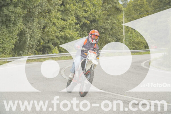 <h1 class="product-title">thumb_FF108799</h1>