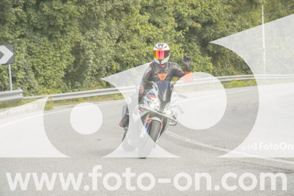 <h1 class="product-title">thumb_FF108806-1</h1>