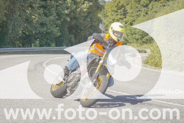 <h1 class="product-title">thumb_FF108820</h1>