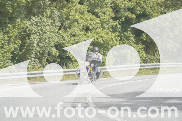 <h1 class="product-title">thumb_FF108828-1</h1>