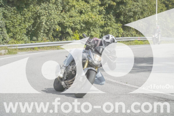<h1 class="product-title">thumb_FF108833</h1>