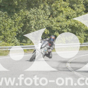 thumb_FF108845-1