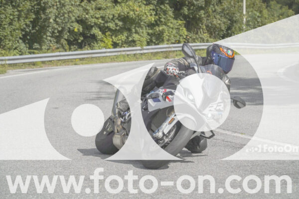 <h1 class="product-title">thumb_FF108847-1</h1>