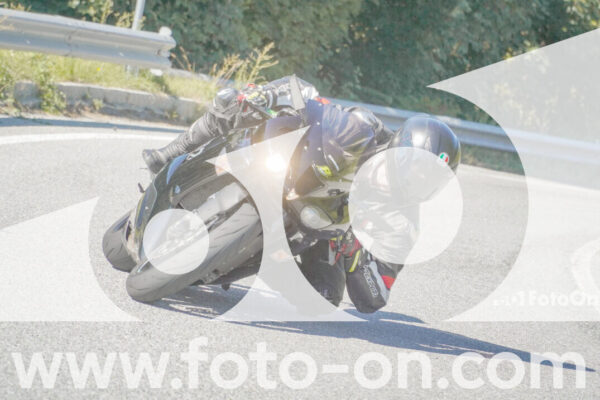 <h1 class="product-title">thumb_FF108969</h1>